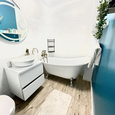 New Apartament Near Sea
