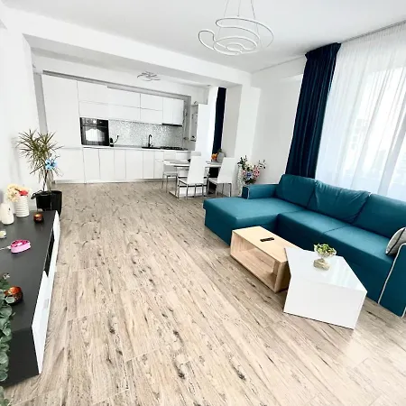 New Apartament Near Sea 아파트 Năvodari